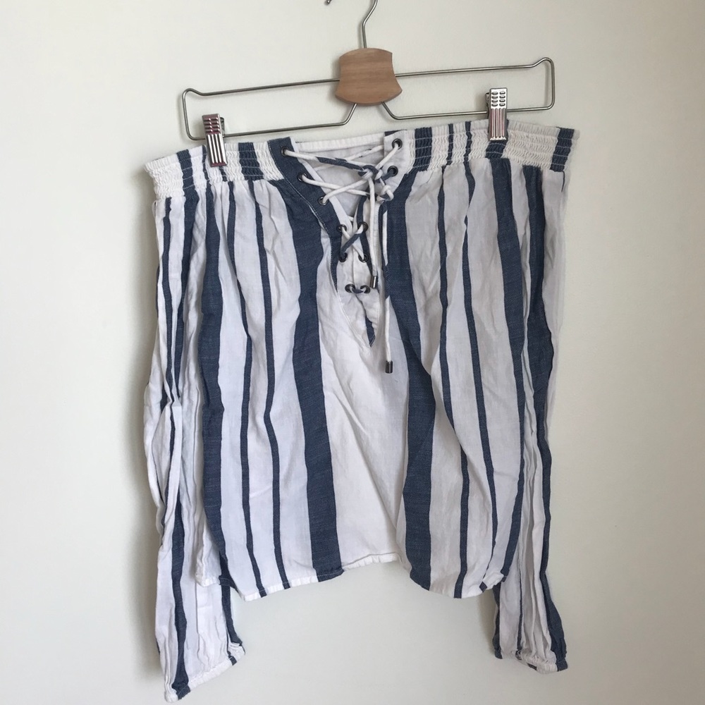 MIssguided Striped Top 💙